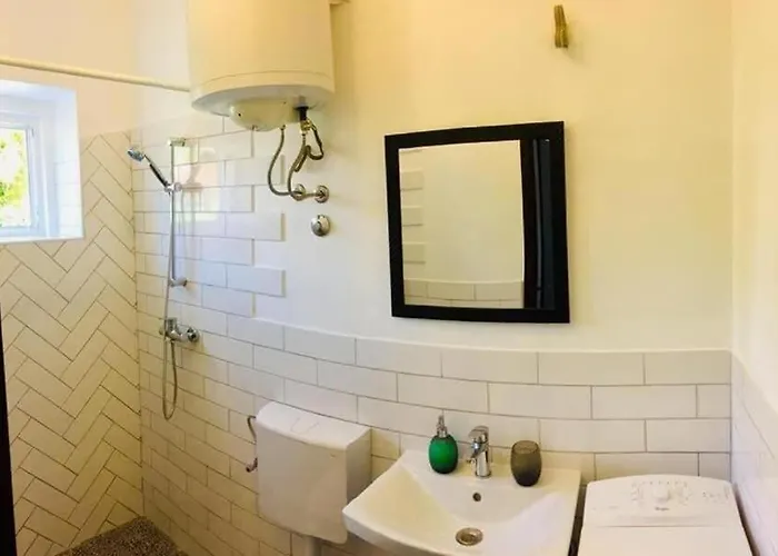 House Ivica * 트로기르