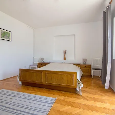 Feriehus House Ivica